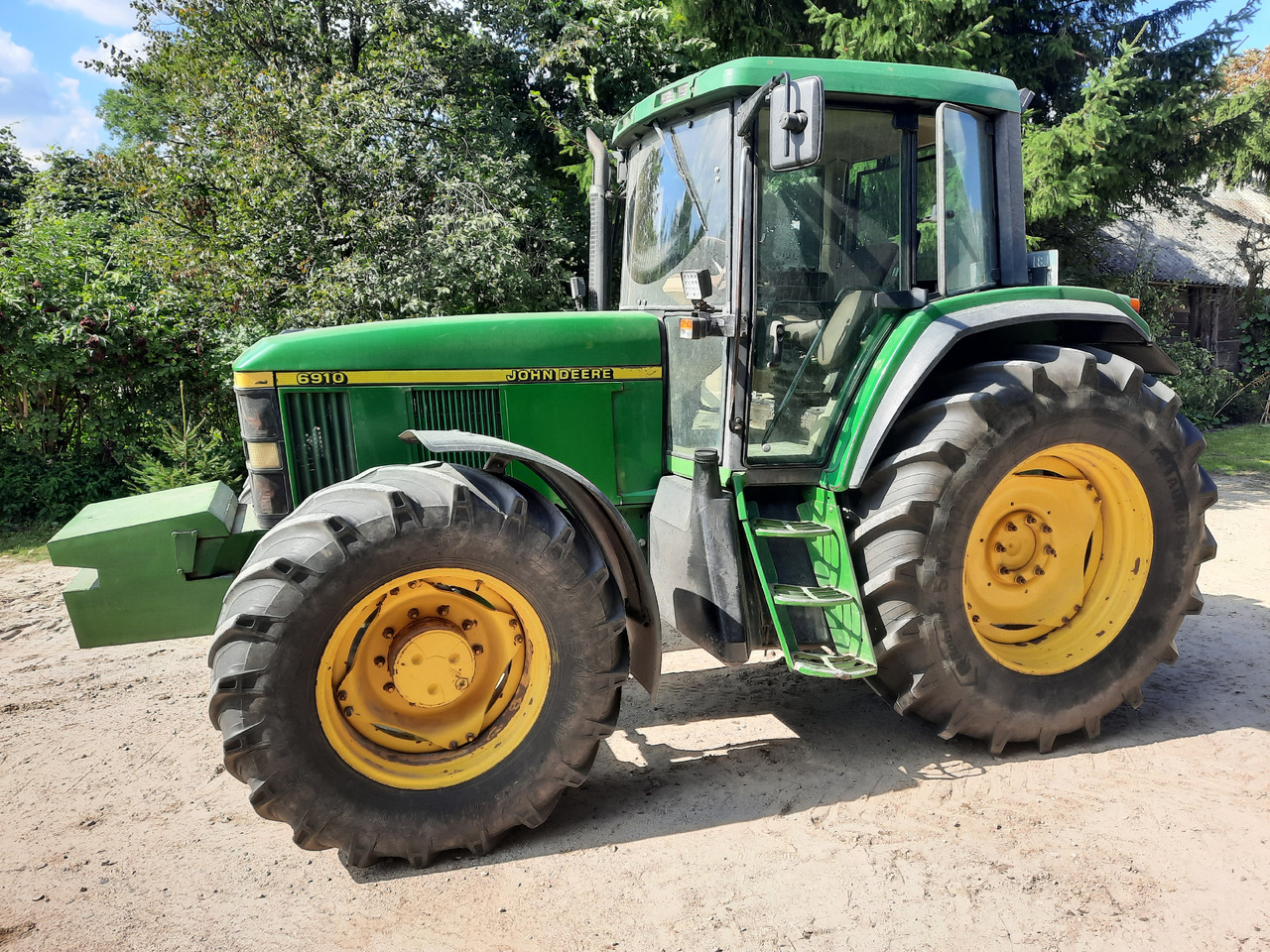 JOHN DEERE 6910 - جرار: صور 3 JOHN DEERE 6910 - جرار: صور 3