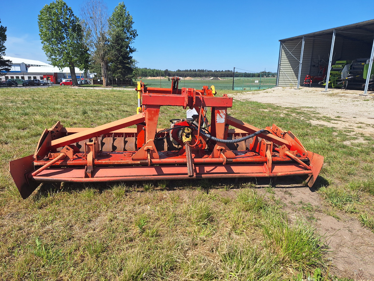 LELY FRANCE AH523 - الأمشاط الزراعية: صور 1 LELY FRANCE AH523 - الأمشاط الزراعية: صور 1