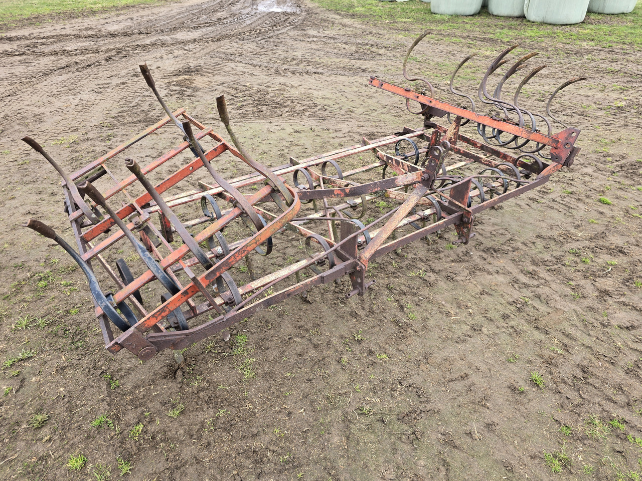 MASSEY-FERGUSON 4-25 MASSEY-FERGUSON 4-25 - مسلفة: صور 2 MASSEY-FERGUSON 4-25 MASSEY-FERGUSON 4-25 - مسلفة: صور 2