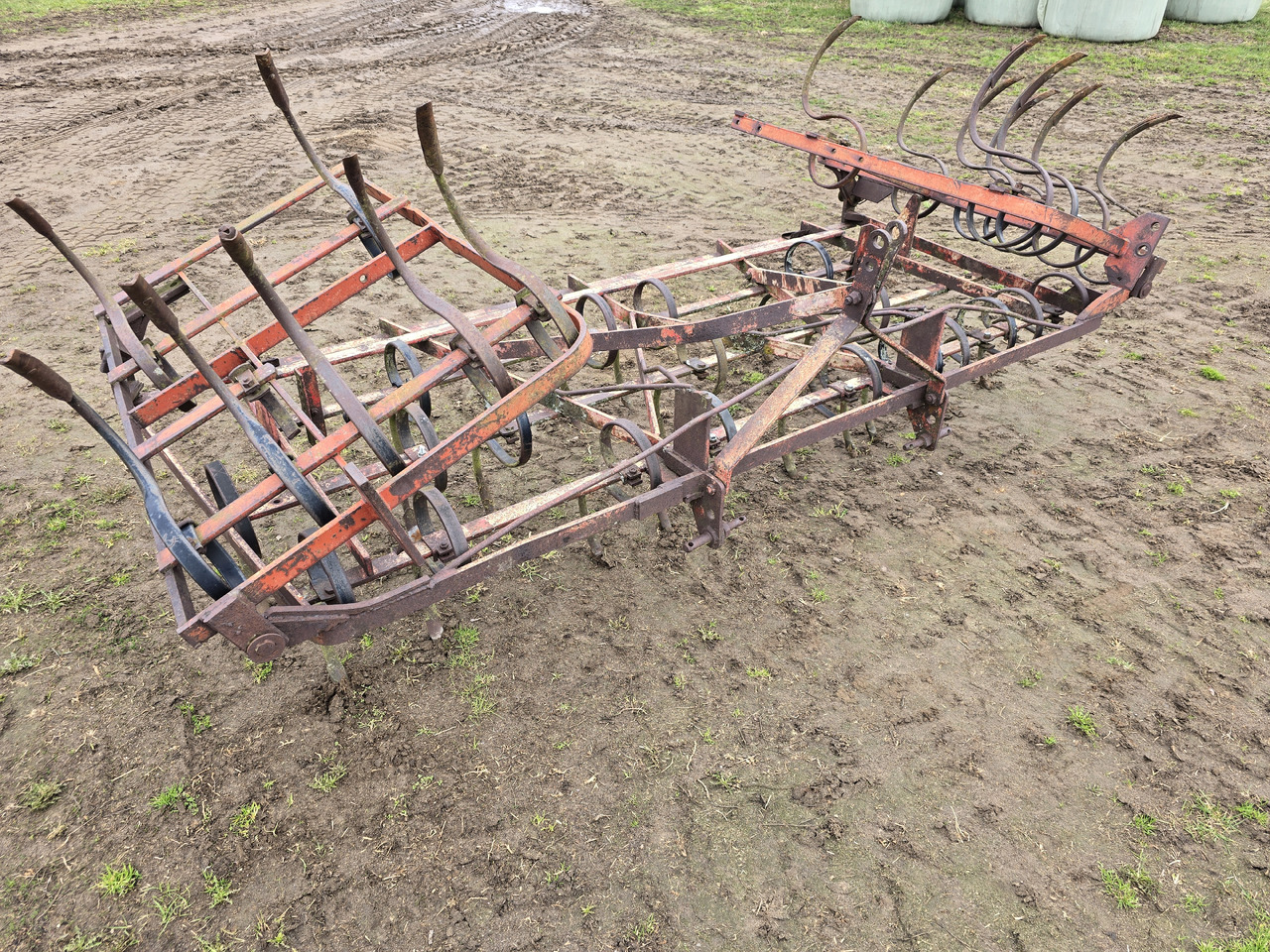MASSEY-FERGUSON 4-25 MASSEY-FERGUSON 4-25 - مسلفة: صور 3 MASSEY-FERGUSON 4-25 MASSEY-FERGUSON 4-25 - مسلفة: صور 3