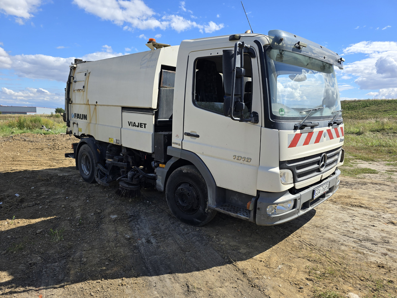 MERCEDES-BENZ Atego - سياره كنس شوارع: صور 3 MERCEDES-BENZ Atego - سياره كنس شوارع: صور 3