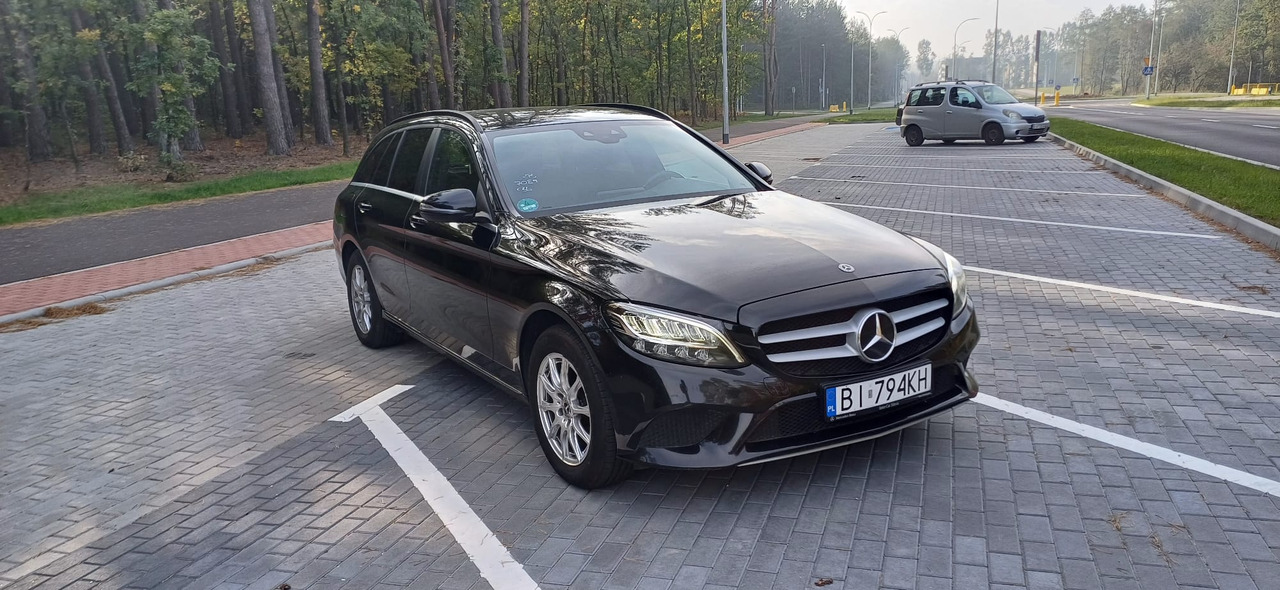 MERCEDES-BENZ C 200 D (W205) - سيارة: صور 1 MERCEDES-BENZ C 200 D (W205) - سيارة: صور 1