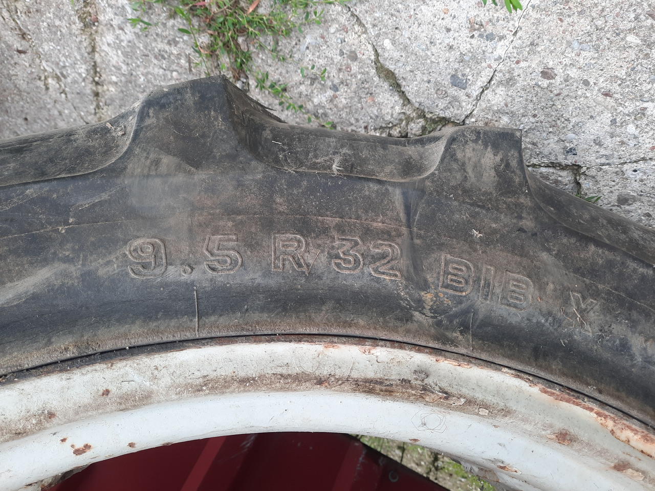 MICHELIN BIB X 9.5 R32 - عجلات - الآلات والماكينات الزراعية: صور 5 MICHELIN BIB X 9.5 R32 - عجلات - الآلات والماكينات الزراعية: صور 5