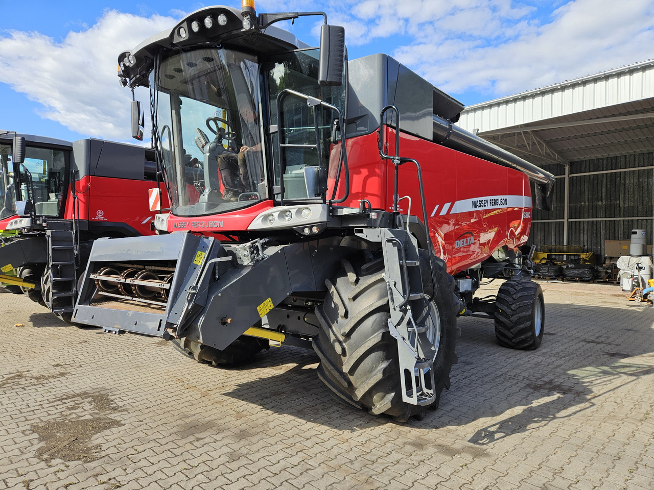 Massey Ferguson Delta 9380 - حصادة شاملة: صور 2 Massey Ferguson Delta 9380 - حصادة شاملة: صور 2