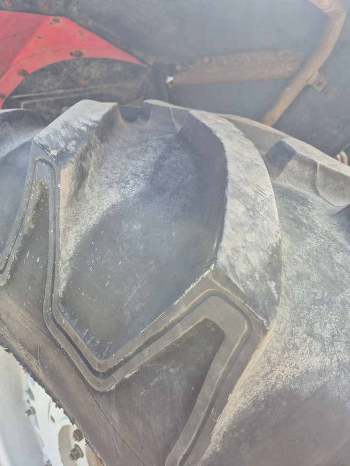 Massey Ferguson - جرار: صور 4 Massey Ferguson - جرار: صور 4