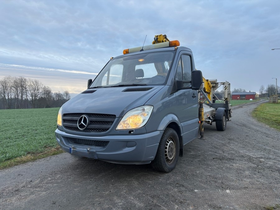 Mercedes Benz Sprinter - مصاعد الازدهار محمولة على شاحنة: صور 4 Mercedes Benz Sprinter - مصاعد الازدهار محمولة على شاحنة: صور 4