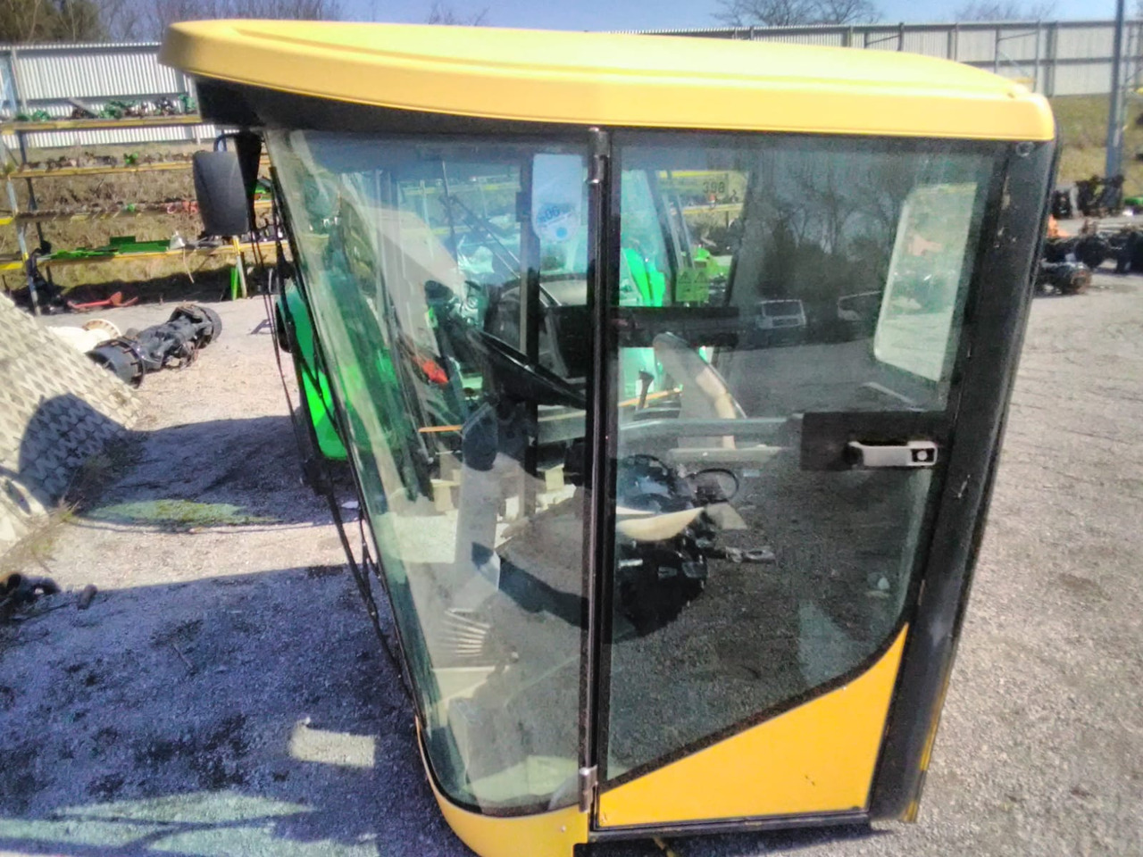 NEW HOLLAND TX 65 - الكبائن - حصادة شاملة: صور 2 NEW HOLLAND TX 65 - الكبائن - حصادة شاملة: صور 2