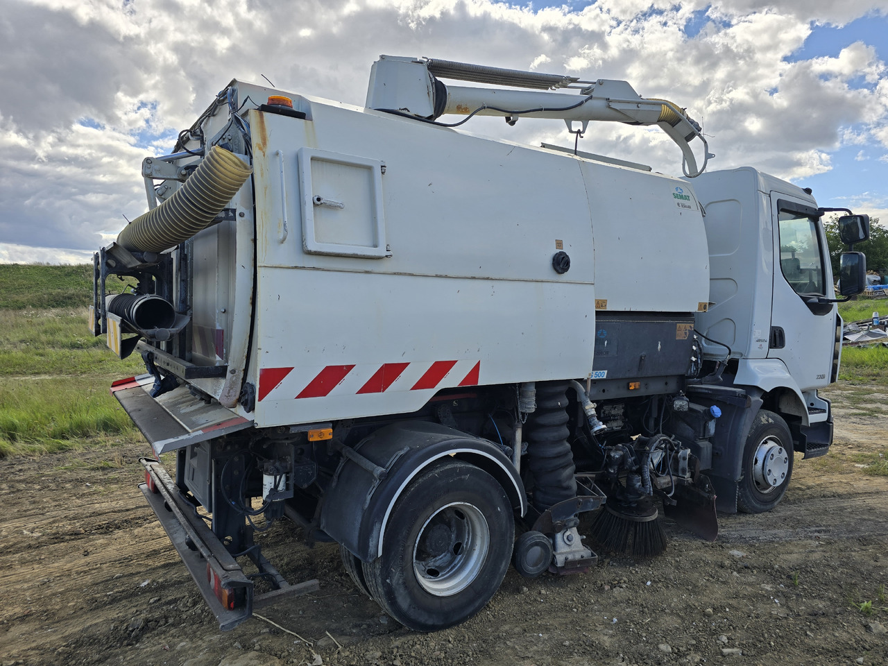 RENAULT Midlum - سياره كنس شوارع: صور 4 RENAULT Midlum - سياره كنس شوارع: صور 4