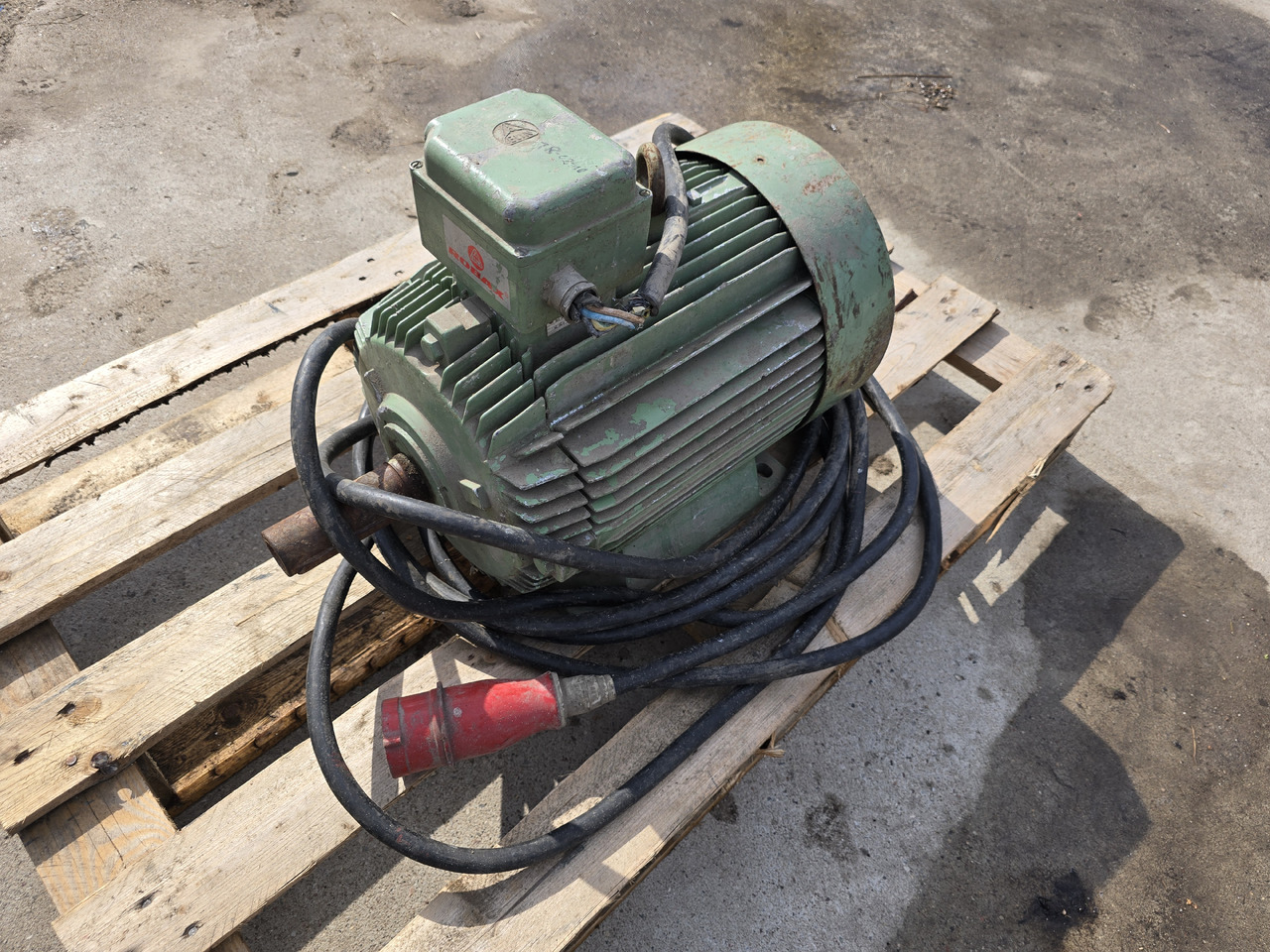 ROBAX ELIN LKM-316 L04 F6D - مجموعة المولدات: صور 4 ROBAX ELIN LKM-316 L04 F6D - مجموعة المولدات: صور 4