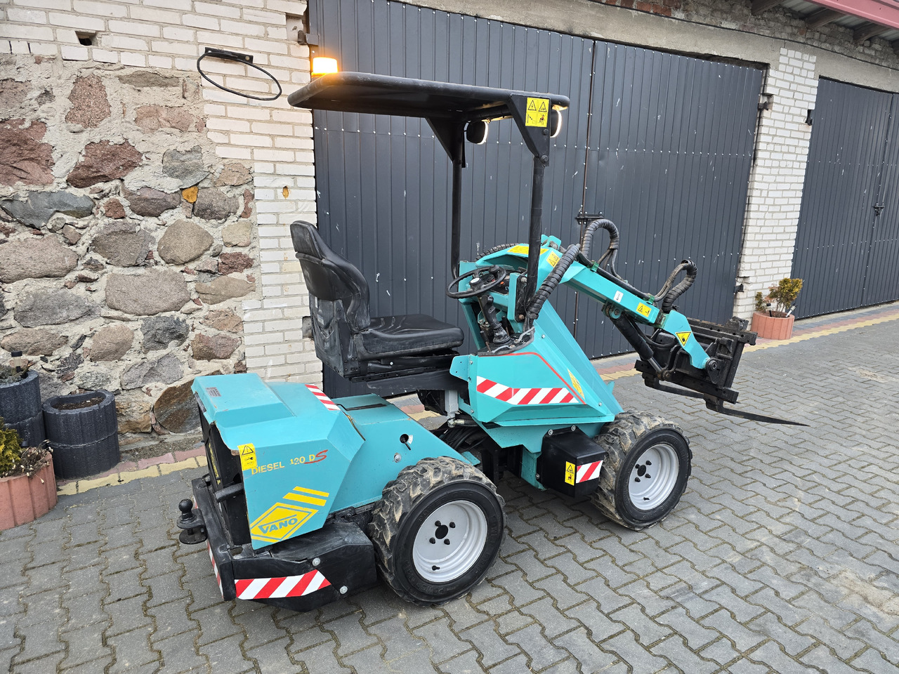VANO DIESEL 120 DS - شيول صغير: صور 3 VANO DIESEL 120 DS - شيول صغير: صور 3