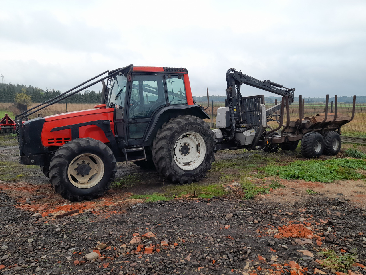 Valtra / Fao Far 6250 / 4768 - جرار أعمال الحراجة: صور 1 Valtra / Fao Far 6250 / 4768 - جرار أعمال الحراجة: صور 1