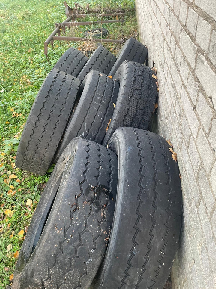 - الإطارات - آلات البناء: صور 1 - الإطارات - آلات البناء: صور 1