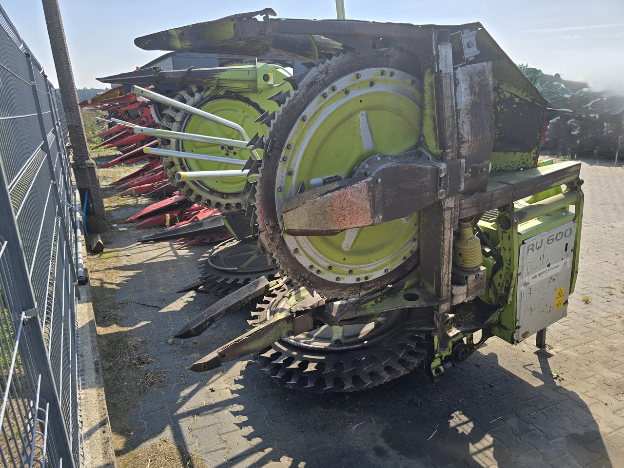 Claas RU600 - حصادة الأعلاف: صور 3 Claas RU600 - حصادة الأعلاف: صور 3