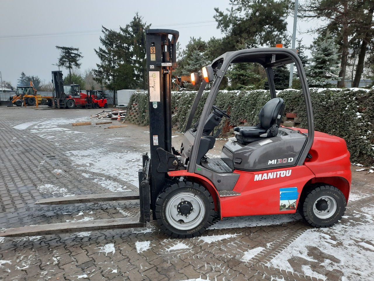 Manitou MI30D - رافعة شوكية ديزل: صور 4 Manitou MI30D - رافعة شوكية ديزل: صور 4