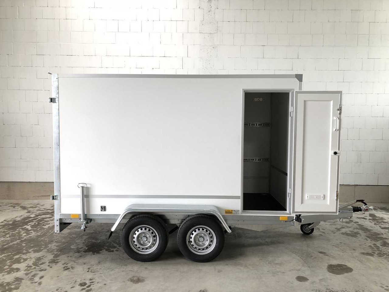 BLYSS F2030HTD Seitentür Kofferanhänger - بصندوق مغلق مقطورة: صور 1 BLYSS F2030HTD Seitentür Kofferanhänger - بصندوق مغلق مقطورة: صور 1