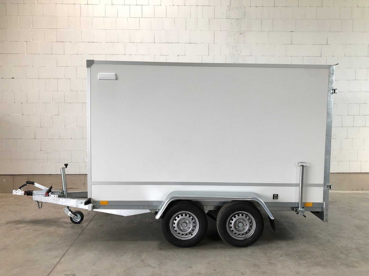 BLYSS F2030HTD VKL Kofferanhänger - بصندوق مغلق مقطورة: صور 3 BLYSS F2030HTD VKL Kofferanhänger - بصندوق مغلق مقطورة: صور 3