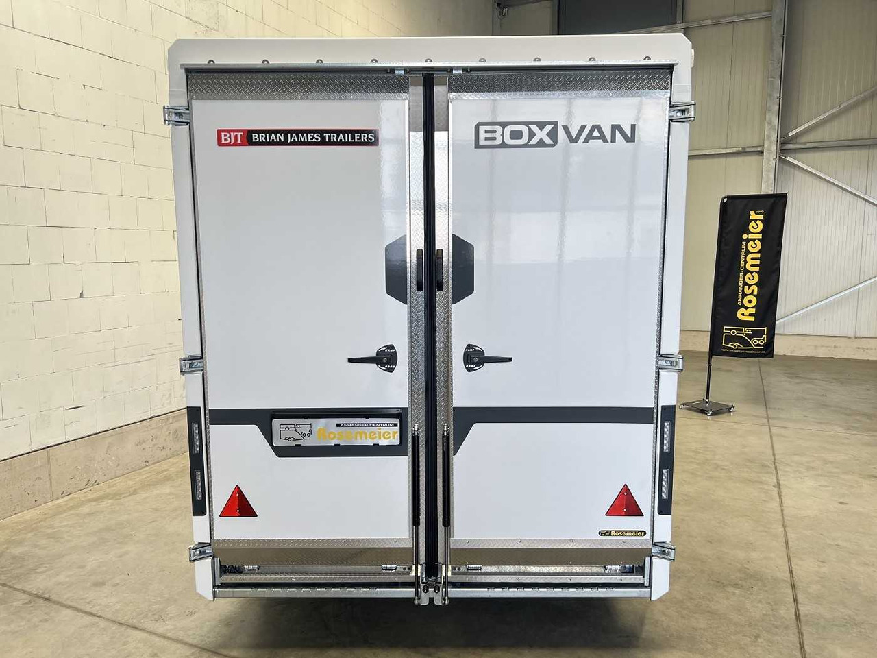 BRIAN_JAMES Box Van 600-4018-27-2-12-W Tür Kofferanhänger - بصندوق مغلق مقطورة: صور 3 BRIAN_JAMES Box Van 600-4018-27-2-12-W Tür Kofferanhänger - بصندوق مغلق مقطورة: صور 3