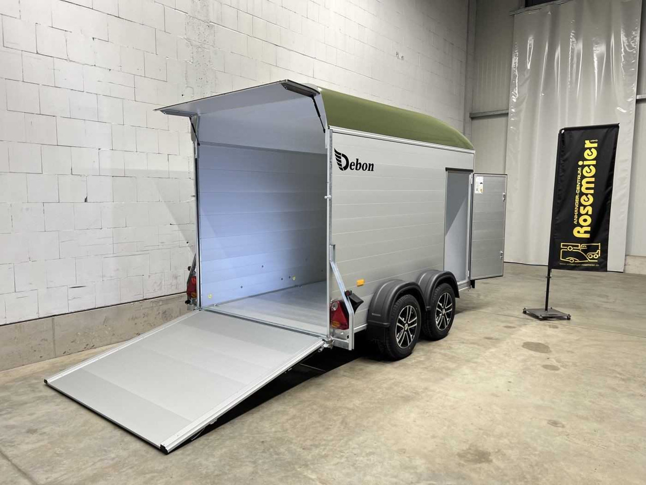 CHEVAL LIBERTE C500 Roadster Alu-Felgen Kofferanhänger - مقطورة دراجة نارية: صور 2 CHEVAL LIBERTE C500 Roadster Alu-Felgen Kofferanhänger - مقطورة دراجة نارية: صور 2