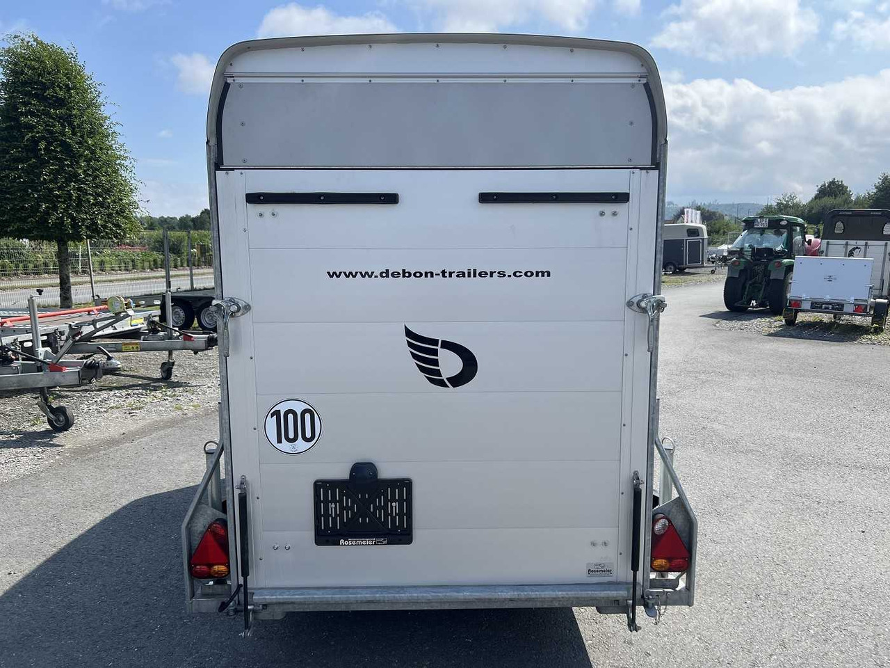CHEVAL LIBERTE DEBON C300 Roadster Alufelge Kofferanhänger - بصندوق مغلق مقطورة: صور 4 CHEVAL LIBERTE DEBON C300 Roadster Alufelge Kofferanhänger - بصندوق مغلق مقطورة: صور 4