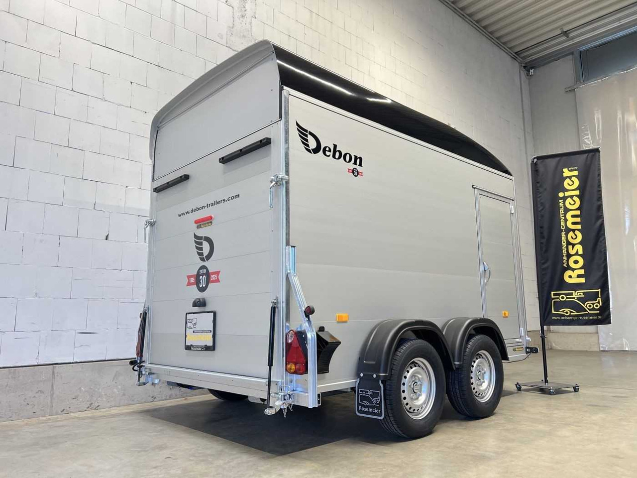 CHEVAL LIBERTE DEBON C500 Roadster Kofferanhänger - مقطورة دراجة نارية: صور 5 CHEVAL LIBERTE DEBON C500 Roadster Kofferanhänger - مقطورة دراجة نارية: صور 5