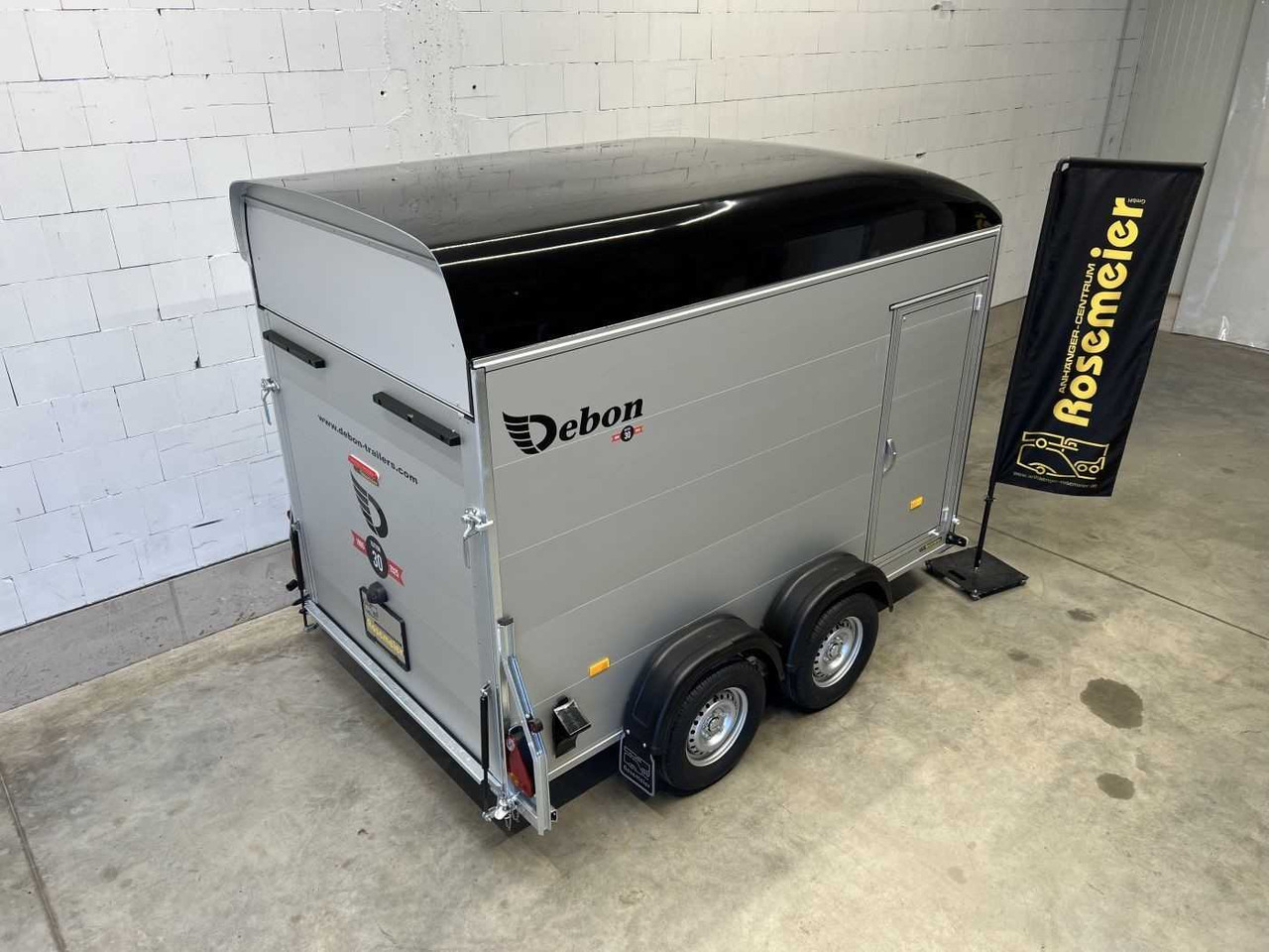 CHEVAL LIBERTE DEBON C500 Roadster Kofferanhänger - مقطورة دراجة نارية: صور 4 CHEVAL LIBERTE DEBON C500 Roadster Kofferanhänger - مقطورة دراجة نارية: صور 4