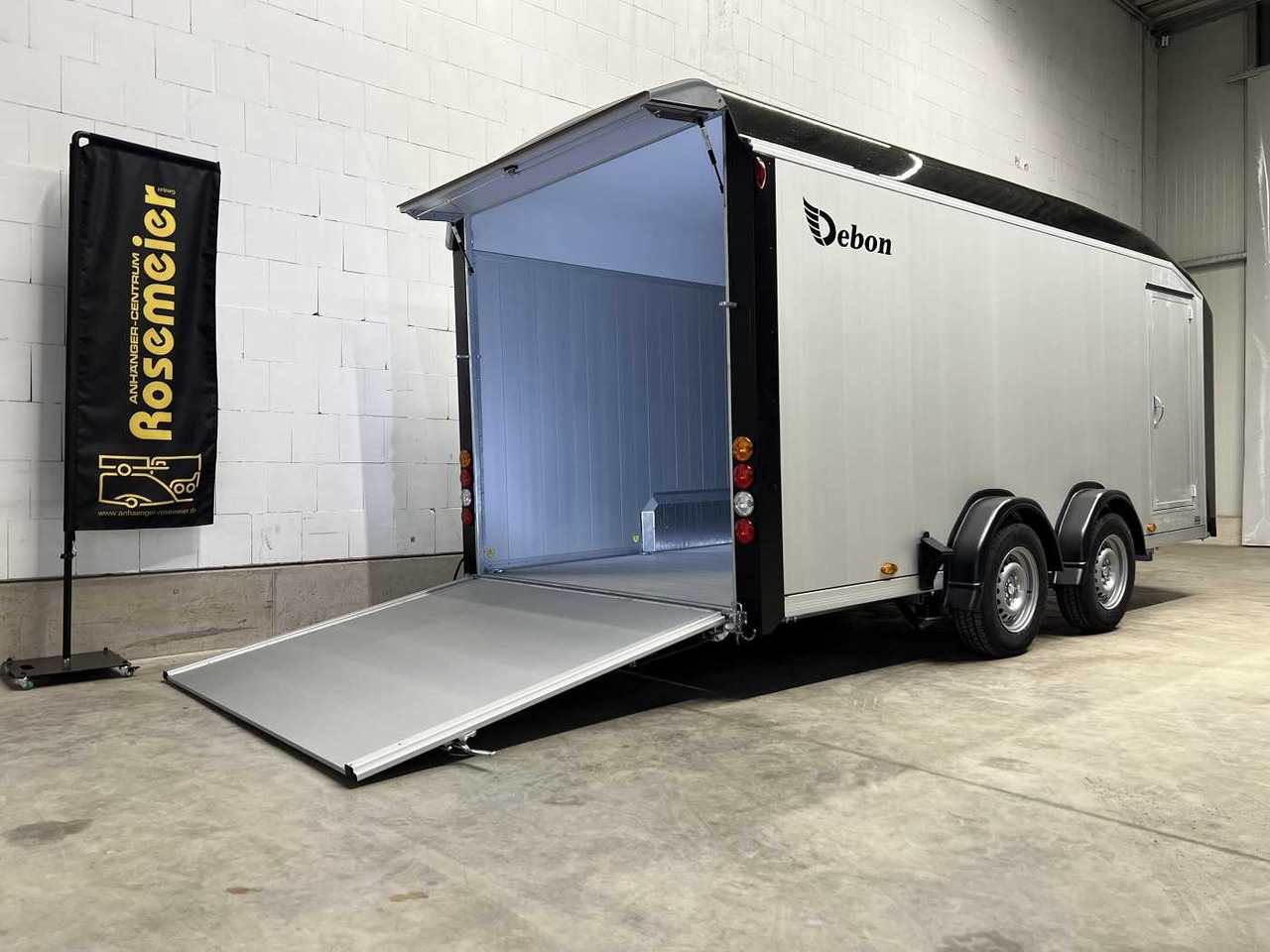 CHEVAL LIBERTE DEBON C900 Roadster Kofferanhänger - بصندوق مغلق مقطورة: صور 4 CHEVAL LIBERTE DEBON C900 Roadster Kofferanhänger - بصندوق مغلق مقطورة: صور 4