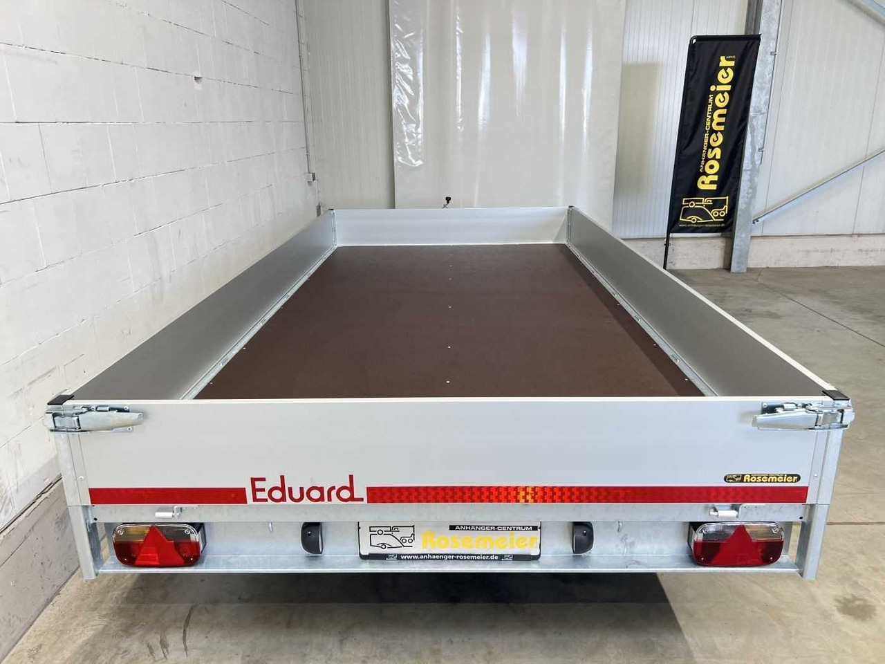EDUARD 4020-4-P3-3563 Hochlader - مقطورات السيارات: صور 3 EDUARD 4020-4-P3-3563 Hochlader - مقطورات السيارات: صور 3