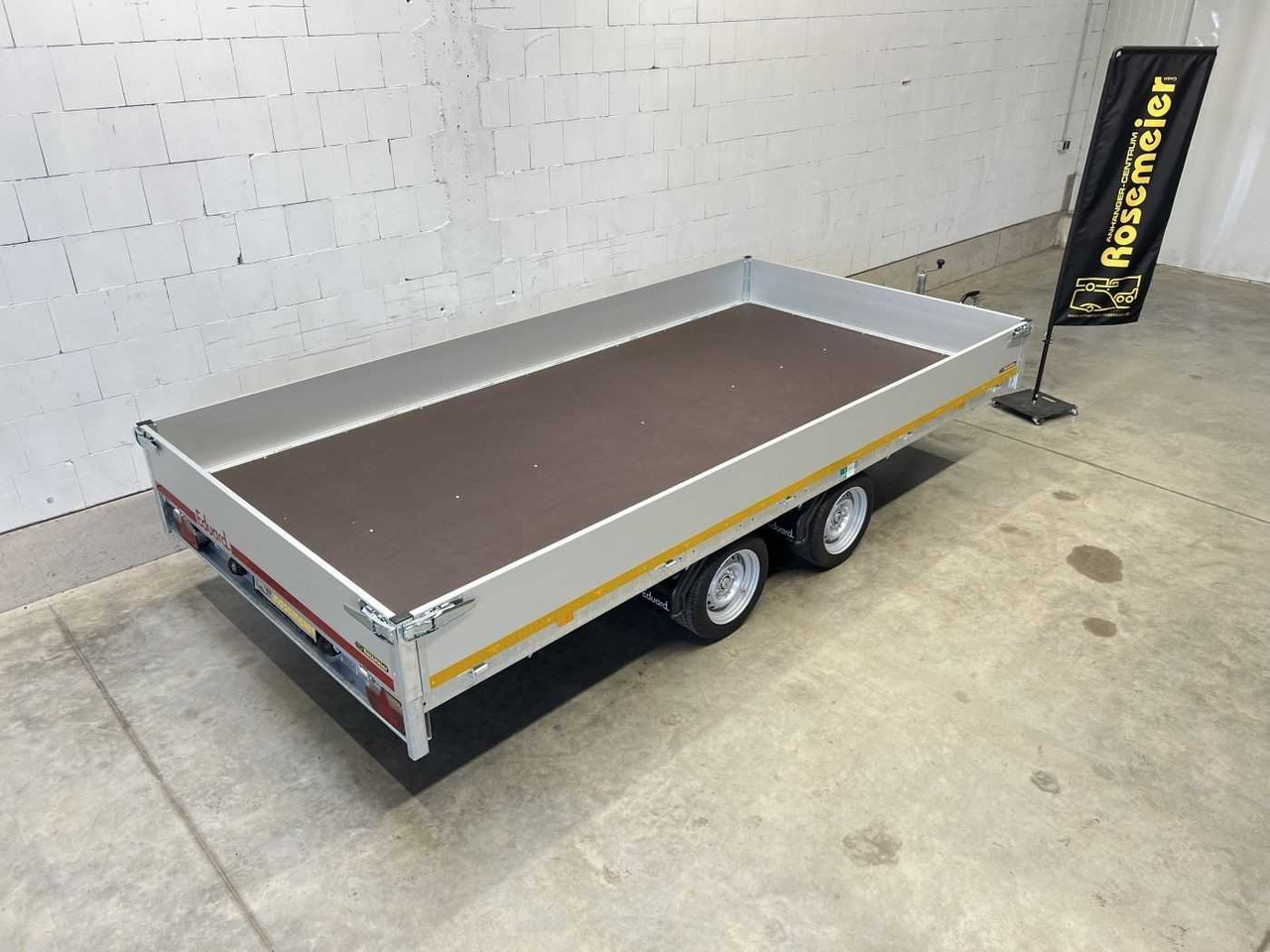 EDUARD 4020-4-P3-3563 Hochlader - مقطورات السيارات: صور 5 EDUARD 4020-4-P3-3563 Hochlader - مقطورات السيارات: صور 5