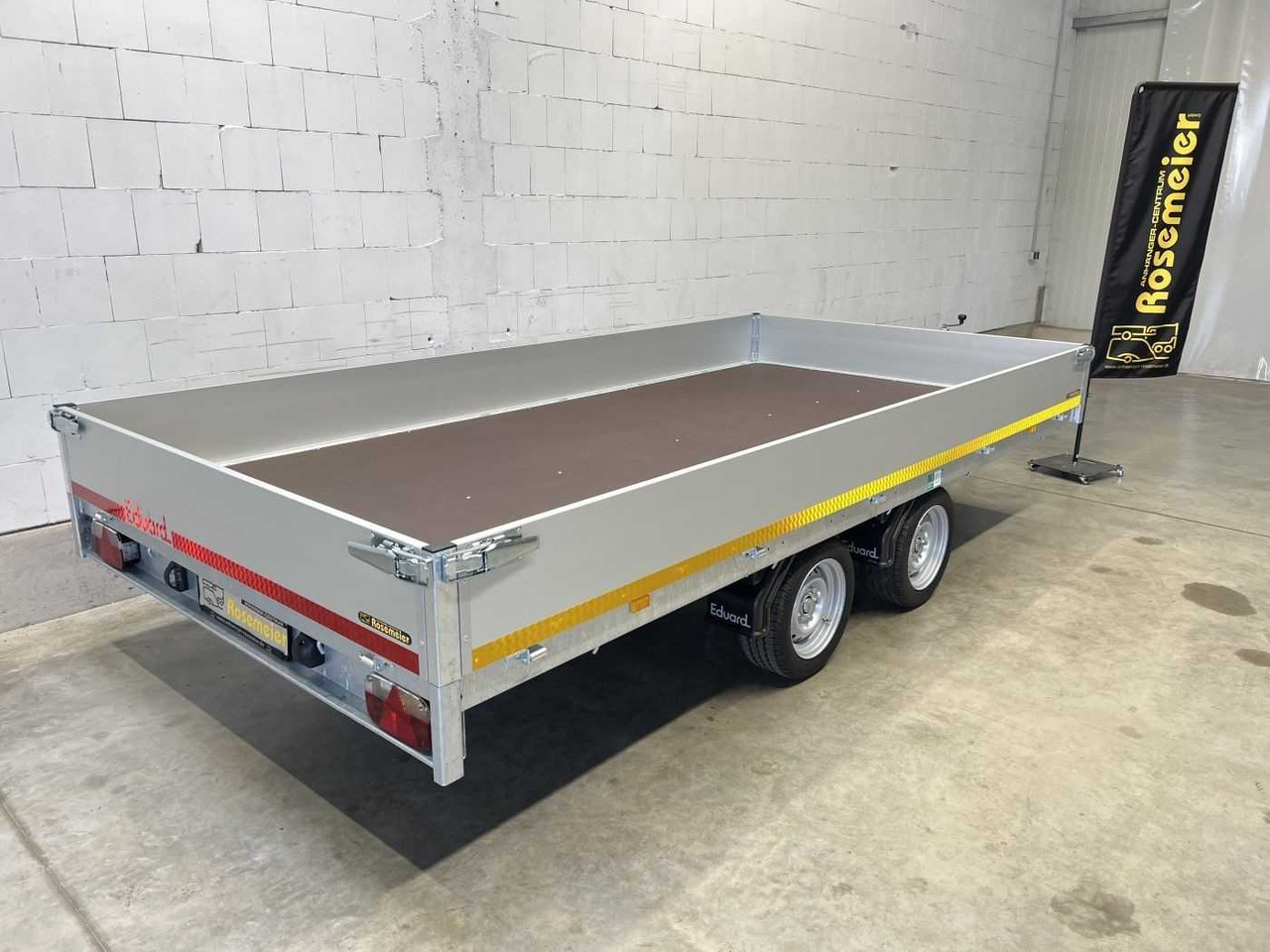 EDUARD 4020-4-P3-3563 Hochlader - مقطورات السيارات: صور 4 EDUARD 4020-4-P3-3563 Hochlader - مقطورات السيارات: صور 4
