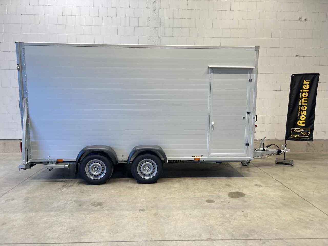 G270 Tür Kofferanhänger Sirius - بصندوق مغلق مقطورة: صور 2 G270 Tür Kofferanhänger Sirius - بصندوق مغلق مقطورة: صور 2
