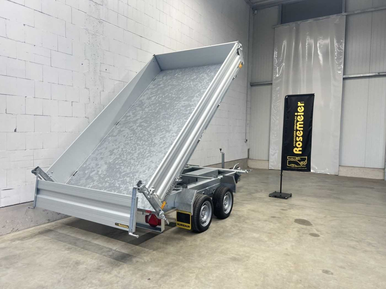 HUMBAUR HTK 3500.31 Dreiseitenkipper - قلابة مقطورة: صور 3 HUMBAUR HTK 3500.31 Dreiseitenkipper - قلابة مقطورة: صور 3