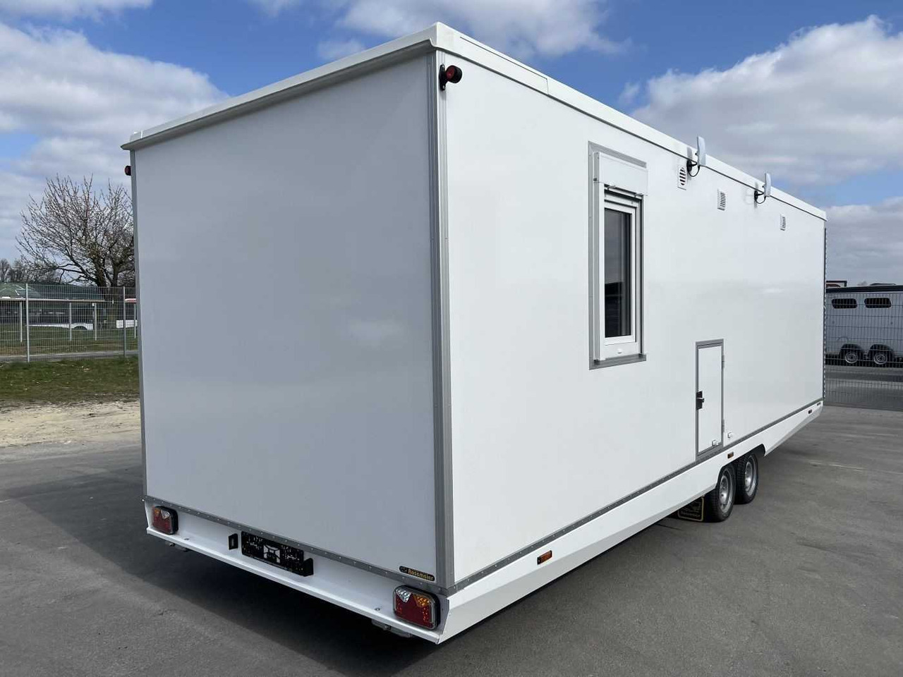 ROSEMEIER EW TA-NO Mannschaftswagen 730 Veranda Mannschaftswagen - البيت الحاوية, مقطورة: صور 4 ROSEMEIER EW TA-NO Mannschaftswagen 730 Veranda Mannschaftswagen - البيت الحاوية, مقطورة: صور 4
