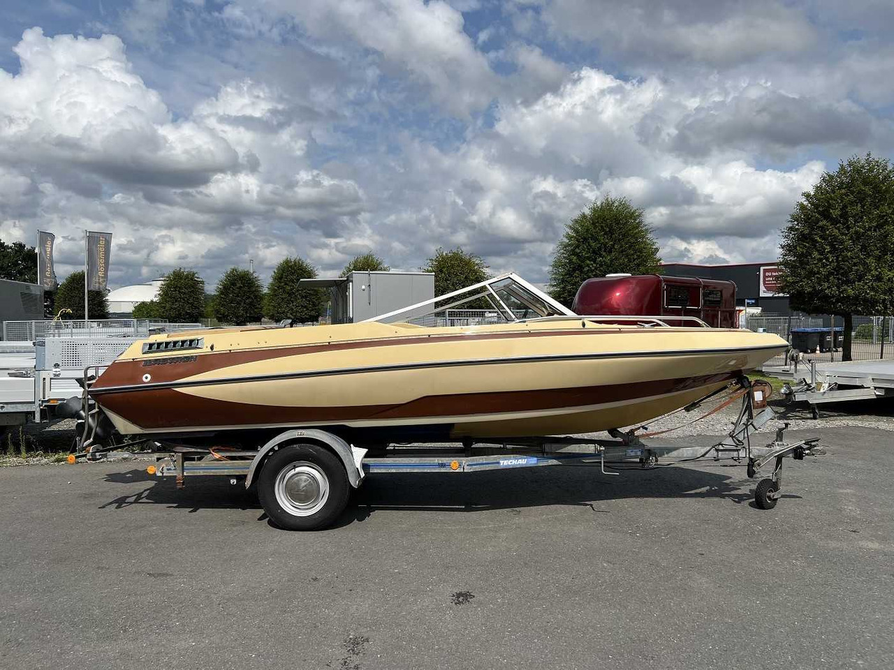 TB 1350 Bootsanhänger - مقطورة القارب: صور 1 TB 1350 Bootsanhänger - مقطورة القارب: صور 1