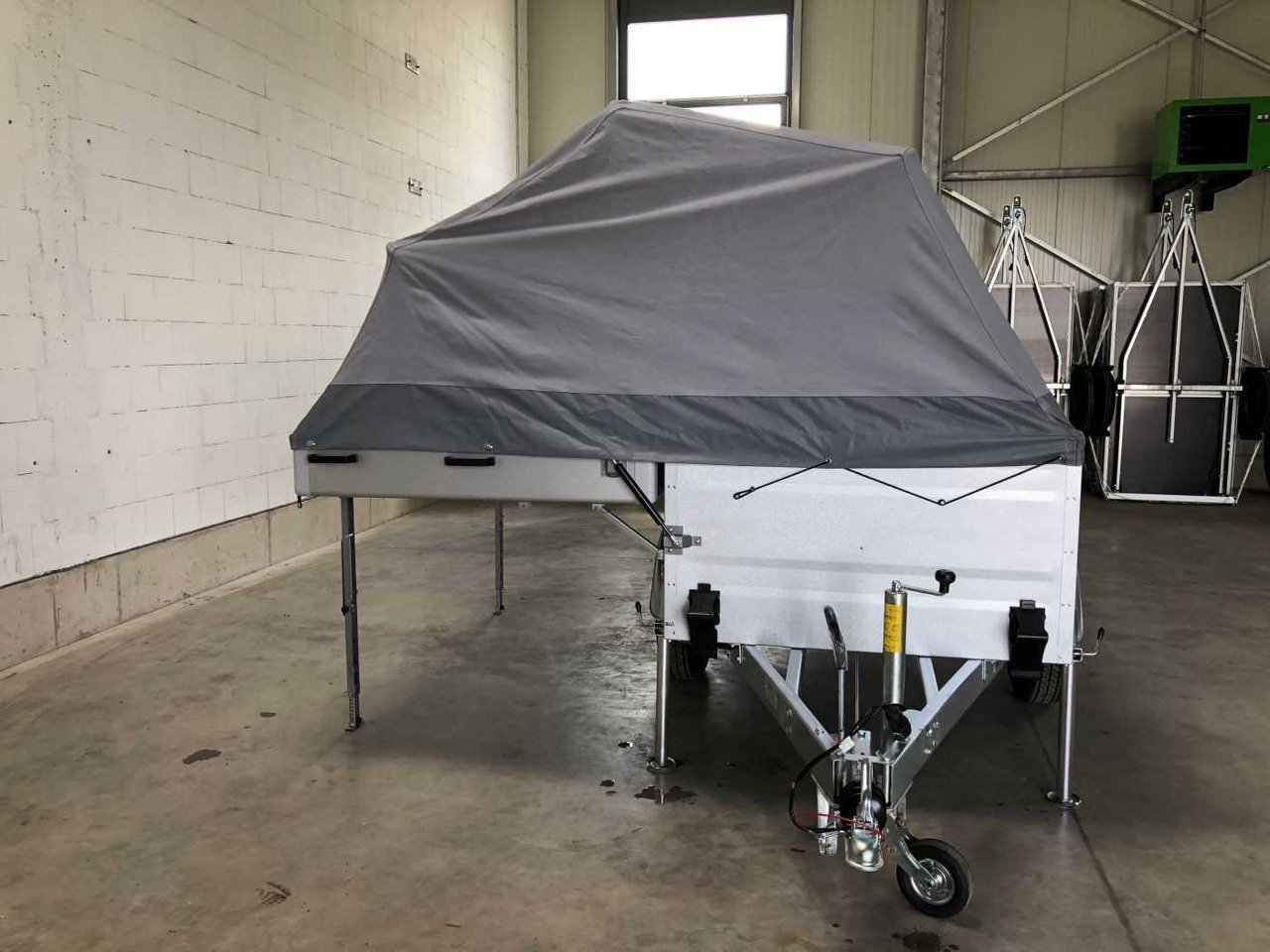 TPV KT-EB3 Street Camper Campinganhänger - كرفان سحب: صور 3 TPV KT-EB3 Street Camper Campinganhänger - كرفان سحب: صور 3