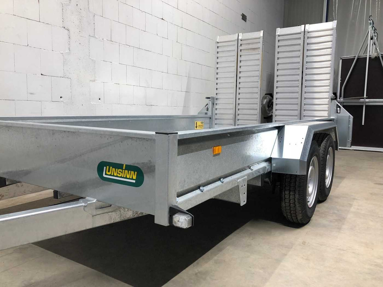 UNSINN UB 3618-35-14 Doppelrampe Maschinentransporter - مقطورة لنقل المعدات: صور 5 UNSINN UB 3618-35-14 Doppelrampe Maschinentransporter - مقطورة لنقل المعدات: صور 5