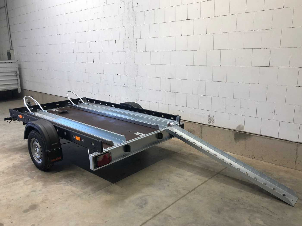 VEZEKO Motomax B 13 Motorradanhänger - مقطورة دراجة نارية: صور 5 VEZEKO Motomax B 13 Motorradanhänger - مقطورة دراجة نارية: صور 5