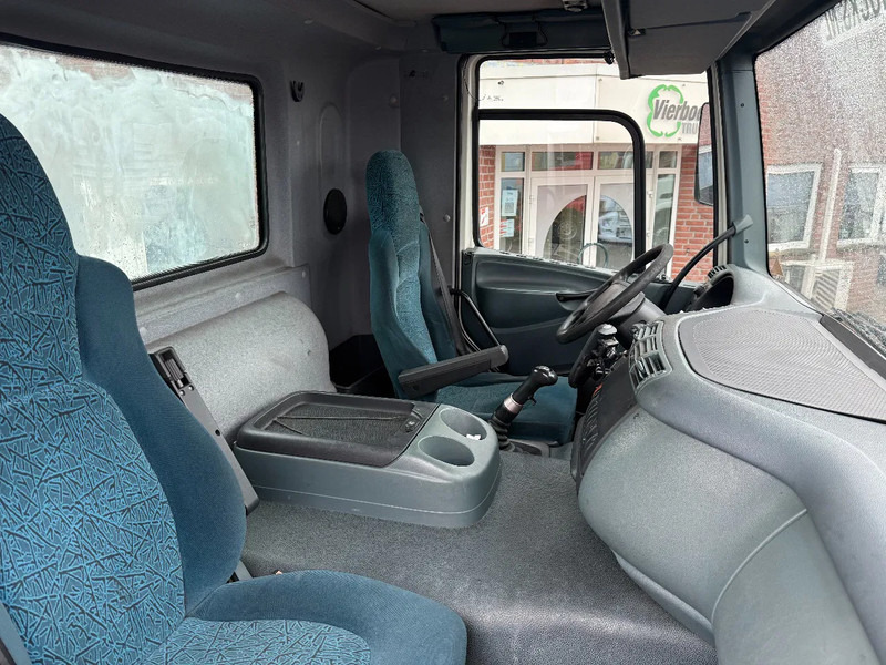 DAF CF 75.250 CF75-250 4X2 EURO3 MANUAL GEARBOX HOLLAND TRUCK - شاحنة جرار: صور 4 DAF CF 75.250 CF75-250 4X2 EURO3 MANUAL GEARBOX HOLLAND TRUCK - شاحنة جرار: صور 4