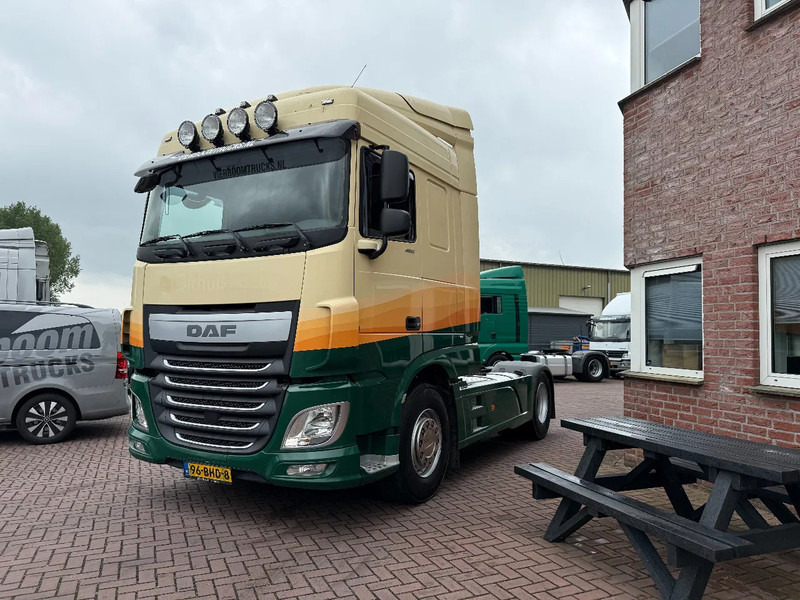 DAF XF 460 XF460 4X2 SPACECAB / HYDRAULICS / - شاحنة جرار: صور 2 DAF XF 460 XF460 4X2 SPACECAB / HYDRAULICS / - شاحنة جرار: صور 2
