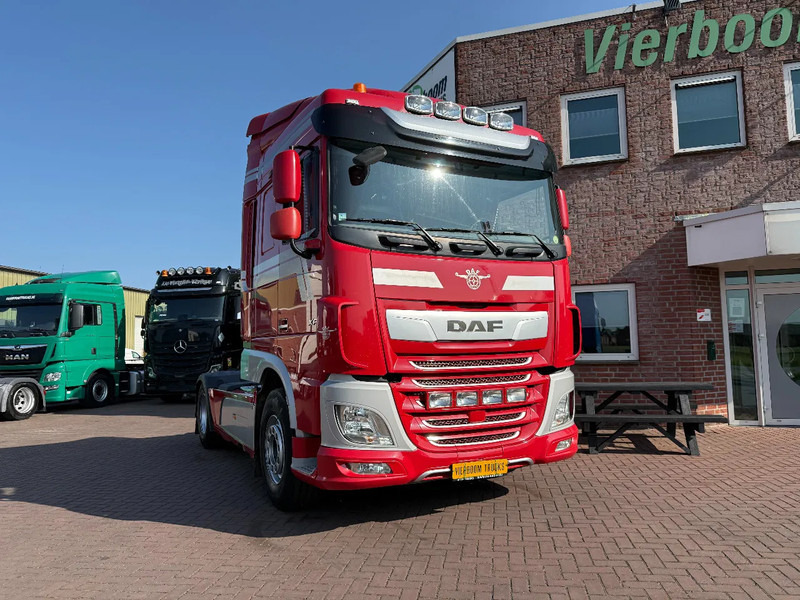 DAF XF 530 XF530 4X2 / RETARDER / ONLY 601.787KM / FULL SPOILER / MANUAL GEARBOX - شاحنة جرار: صور 1 DAF XF 530 XF530 4X2 / RETARDER / ONLY 601.787KM / FULL SPOILER / MANUAL GEARBOX - شاحنة جرار: صور 1