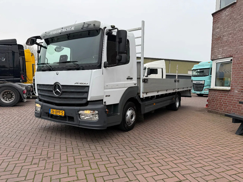 Mercedes-Benz Atego Atego 916 met 6.2m open laadbak / 3e zit / airco / mileu zone proof / 2020!!!! - شاحنات مسطحة: صور 2 Mercedes-Benz Atego Atego 916 met 6.2m open laadbak / 3e zit / airco / mileu zone proof / 2020!!!! - شاحنات مسطحة: صور 2