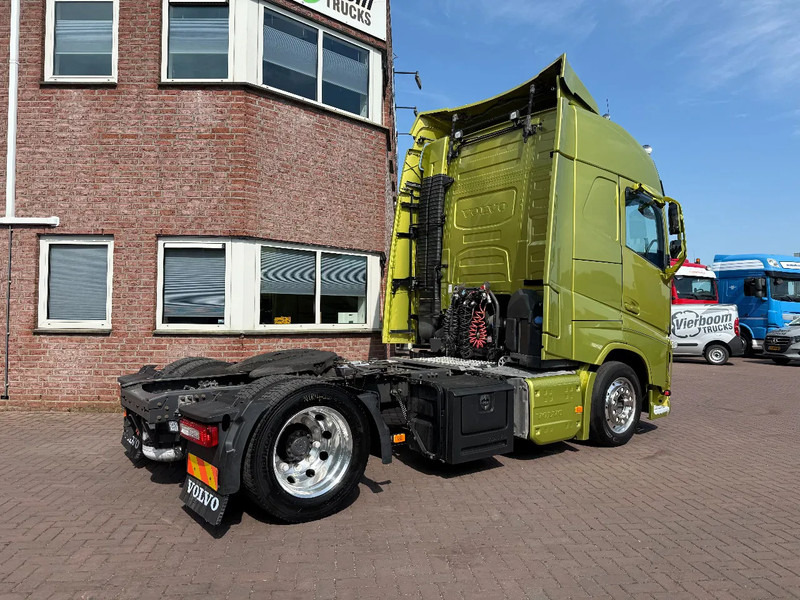 Volvo FH FH540 x-low / Ipark-cool / Leder Sitze / TV / Hebesattel / Alcoa / Holland Truck - شاحنة جرار: صور 4 Volvo FH FH540 x-low / Ipark-cool / Leder Sitze / TV / Hebesattel / Alcoa / Holland Truck - شاحنة جرار: صور 4