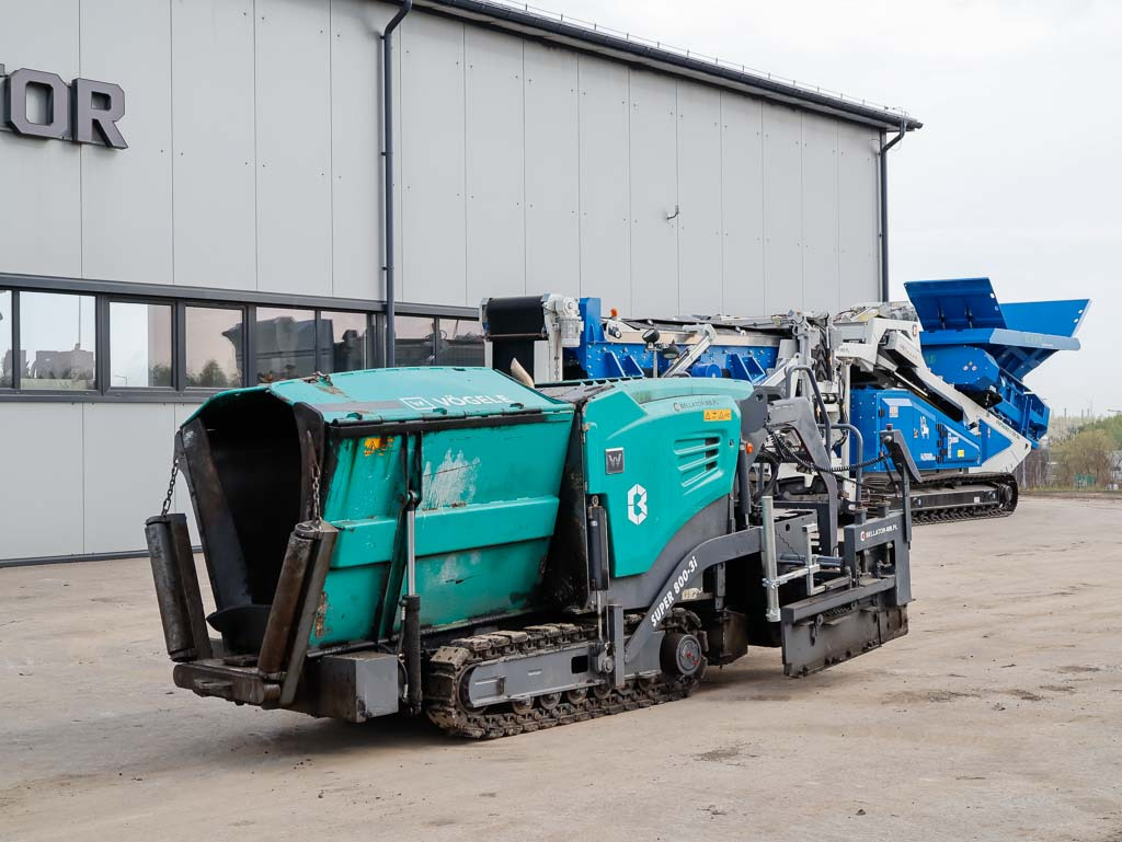 VÖGELE SUPER 800-3i - العامل بالقار: صور 2 VÖGELE SUPER 800-3i - العامل بالقار: صور 2