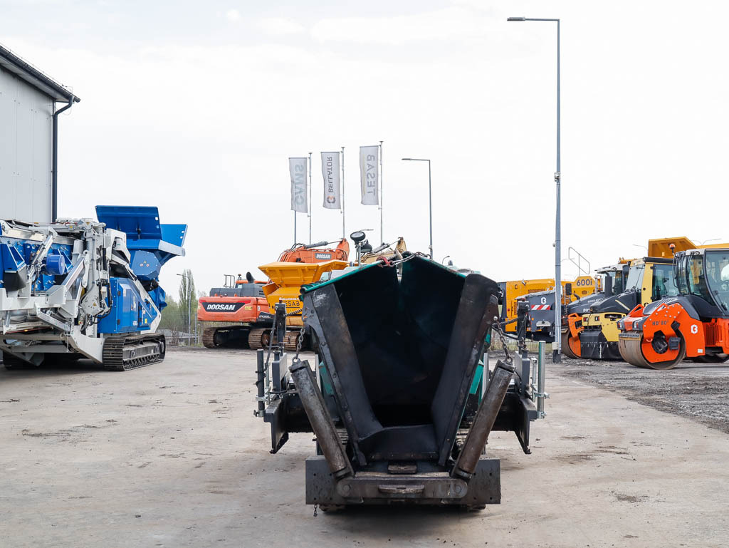VÖGELE SUPER 800-3i - العامل بالقار: صور 3 VÖGELE SUPER 800-3i - العامل بالقار: صور 3