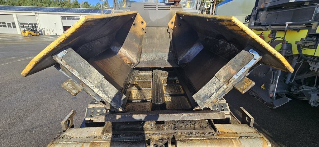 VOLVO ABG P7820C - العامل بالقار: صور 2 VOLVO ABG P7820C - العامل بالقار: صور 2