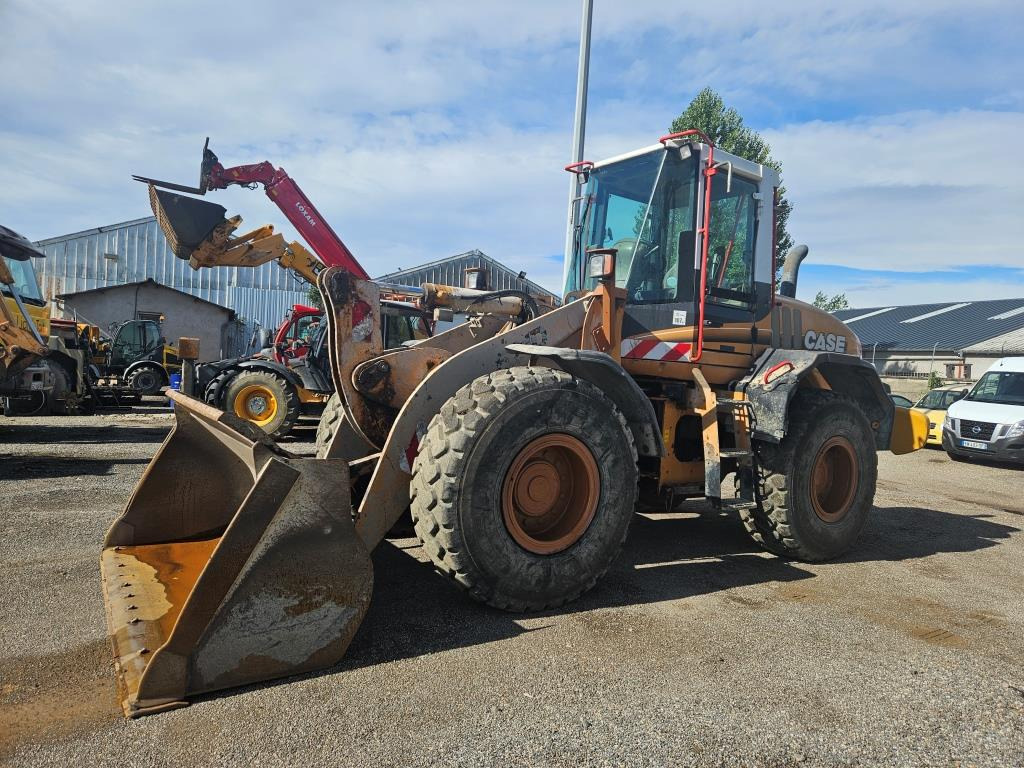 CASE 621 D - اللودر بعجل: صور 2 CASE 621 D - اللودر بعجل: صور 2