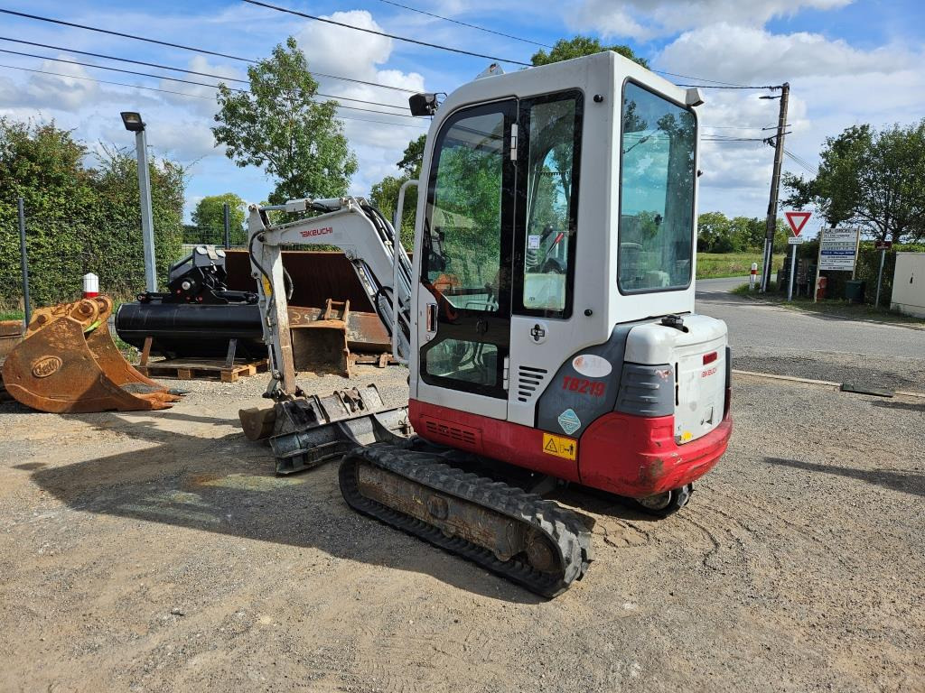 TAKEUCHI TB 219 - حفارة مصغرة: صور 2 TAKEUCHI TB 219 - حفارة مصغرة: صور 2