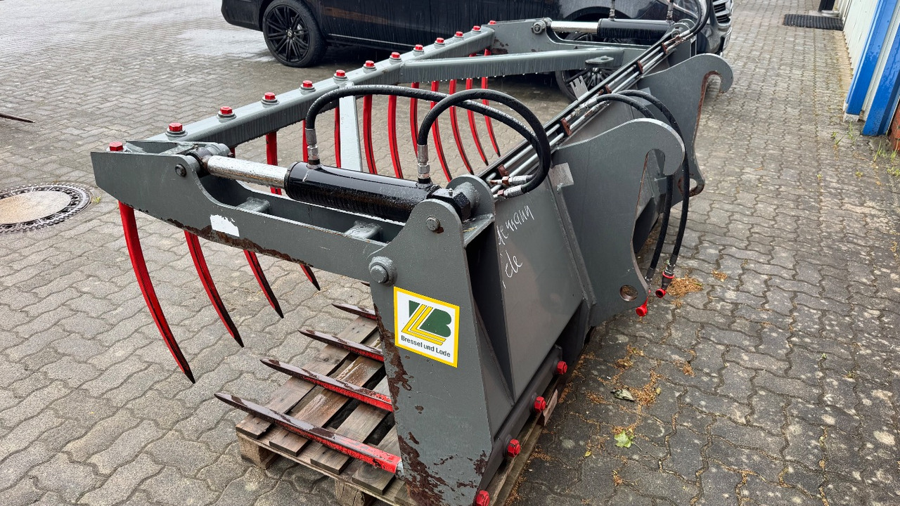 Bressel und Lade Silagezange L 2500 Weidemann Kramer Scorpion - حفارة: صور 4 Bressel und Lade Silagezange L 2500 Weidemann Kramer Scorpion - حفارة: صور 4