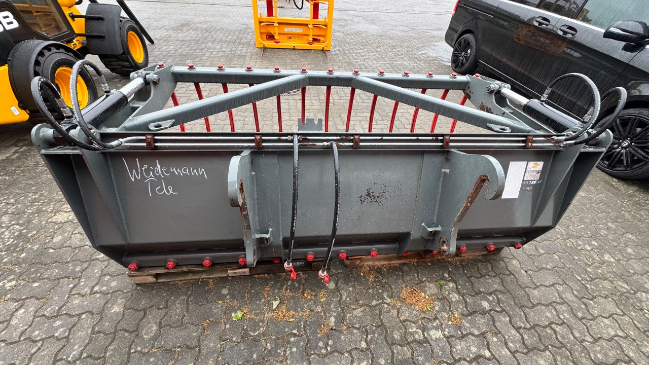 Bressel und Lade Silagezange L 2500 Weidemann Kramer Scorpion - حفارة: صور 3 Bressel und Lade Silagezange L 2500 Weidemann Kramer Scorpion - حفارة: صور 3