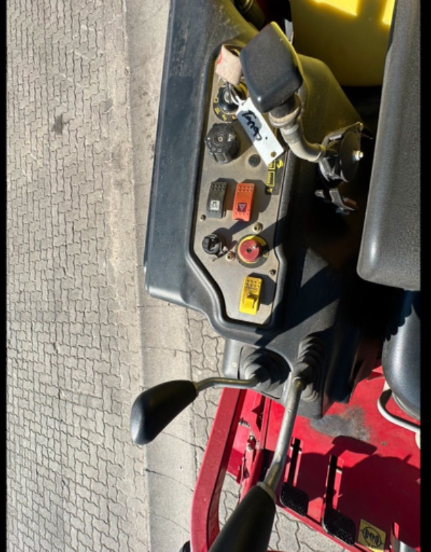 Ferrari Turbo 1 WT Hochentleerung - جزازة: صور 5 Ferrari Turbo 1 WT Hochentleerung - جزازة: صور 5
