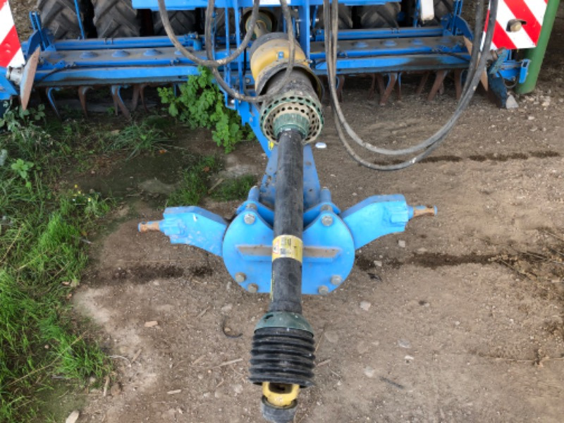 Lemken Compact Solitair 9/400 Zirkon 10 starr - الة بذر: صور 4 Lemken Compact Solitair 9/400 Zirkon 10 starr - الة بذر: صور 4
